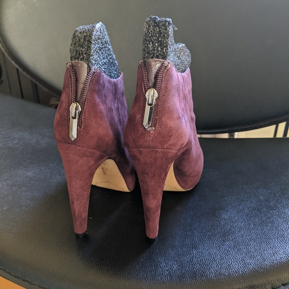 Booties, suede - Picture 4 of 8